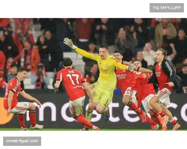 本菲卡2-2多特蒙德，双方进球均来源于前场定位球