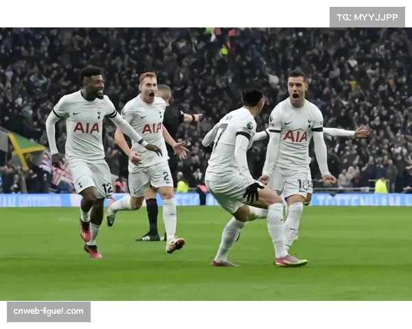 孙兴慜助攻，布伦南·约翰逊推射破门，热刺取得领先